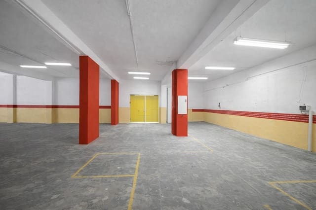 Local Comercial en Mataró en venta - 180.000 € (Ref: 9908620)