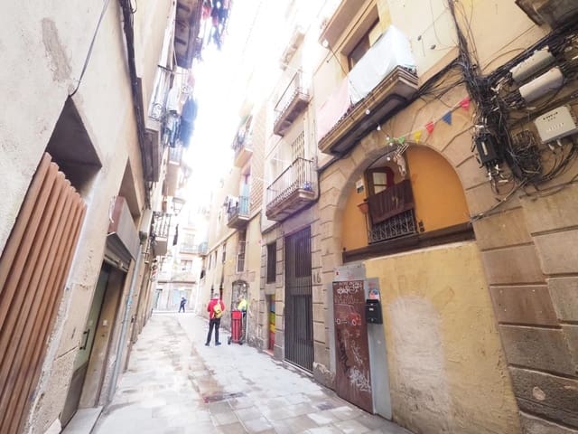 1 quarto Apartamento para venda em El Raval, Barcelona cidade - 100 000 € (Ref: 9908625)