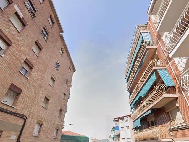3 slaapkamer Flat te koop in Terrassa - € 95.000 (Ref: 9908629)