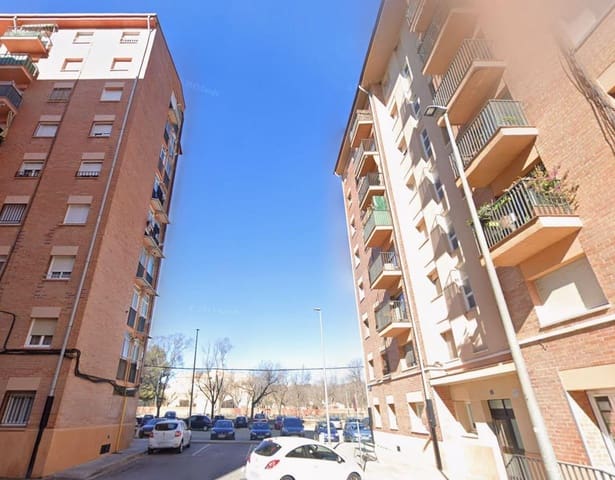 3 sovrum Lägenhet till salu i Terrassa - 120 000 € (Ref: 9908632)