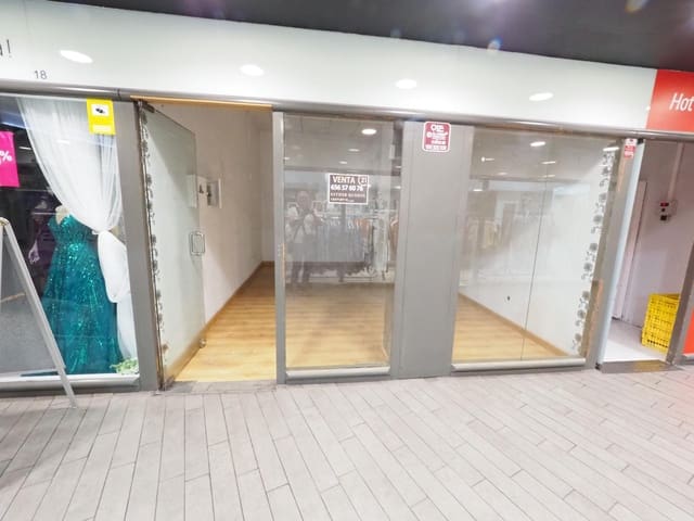 Commercial for sale in Manresa - € 19,000 (Ref: 9908637)