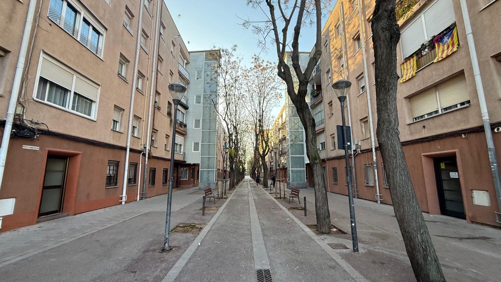 3 slaapkamer Flat te koop in Sabadell - € 109.000 (Ref: 9908639)