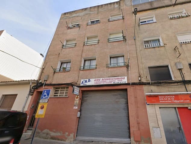 3 bedroom Flat for sale in Ripollet - € 119,999 (Ref: 9908641)
