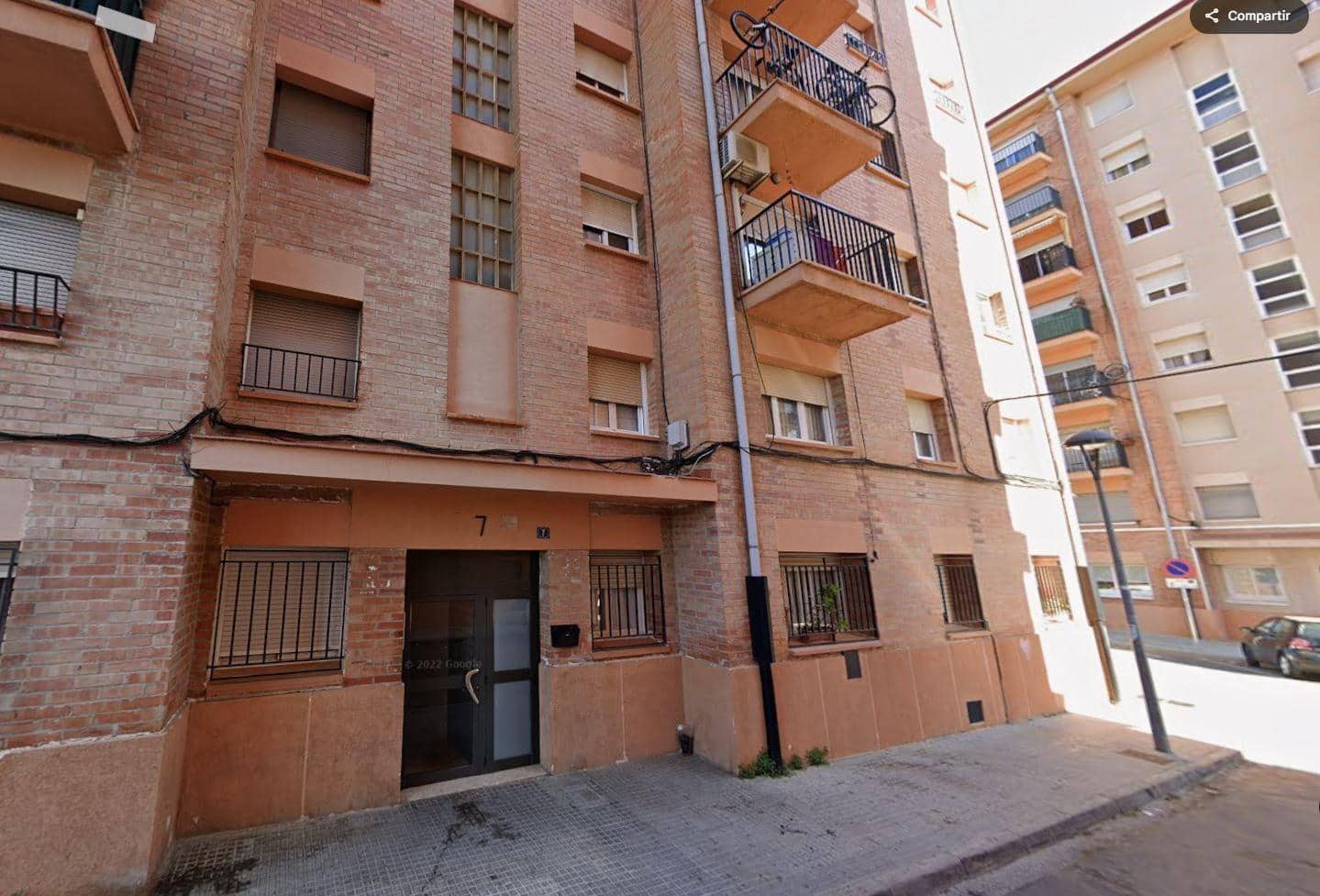 3 bedroom Flat for sale in Terrassa - € 99,000 (Ref: 9908642)
