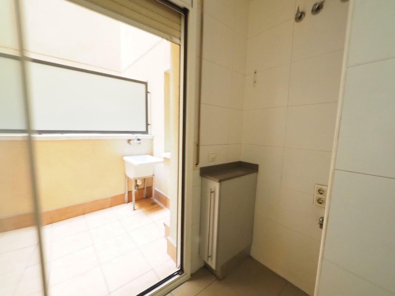 4 chambre Appartement à vendre à Sabadell - 310 000 € (Ref: 9908645)