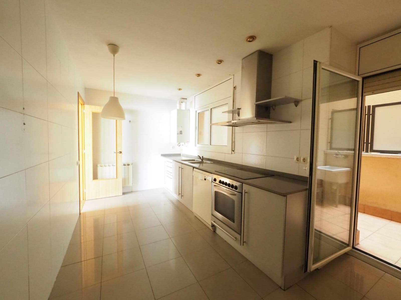 4 chambre Appartement à vendre à Sabadell - 310 000 € (Ref: 9908645)