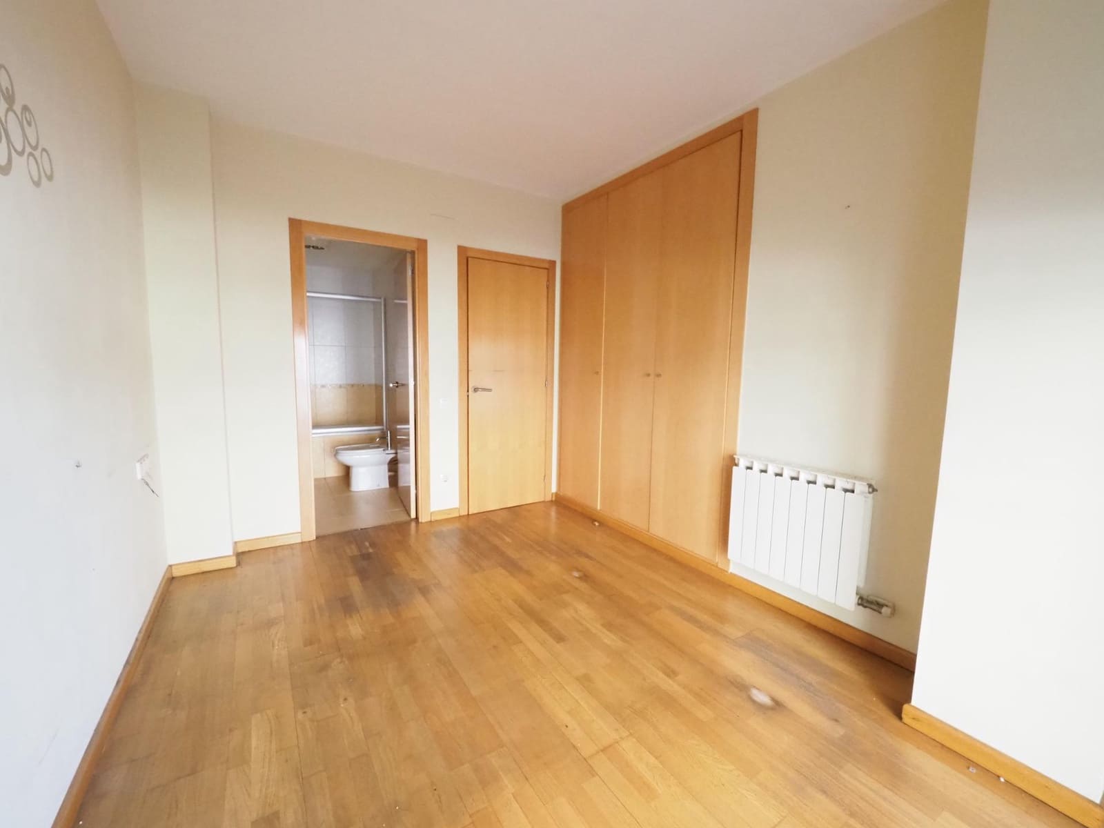 4 chambre Appartement à vendre à Sabadell - 310 000 € (Ref: 9908645)