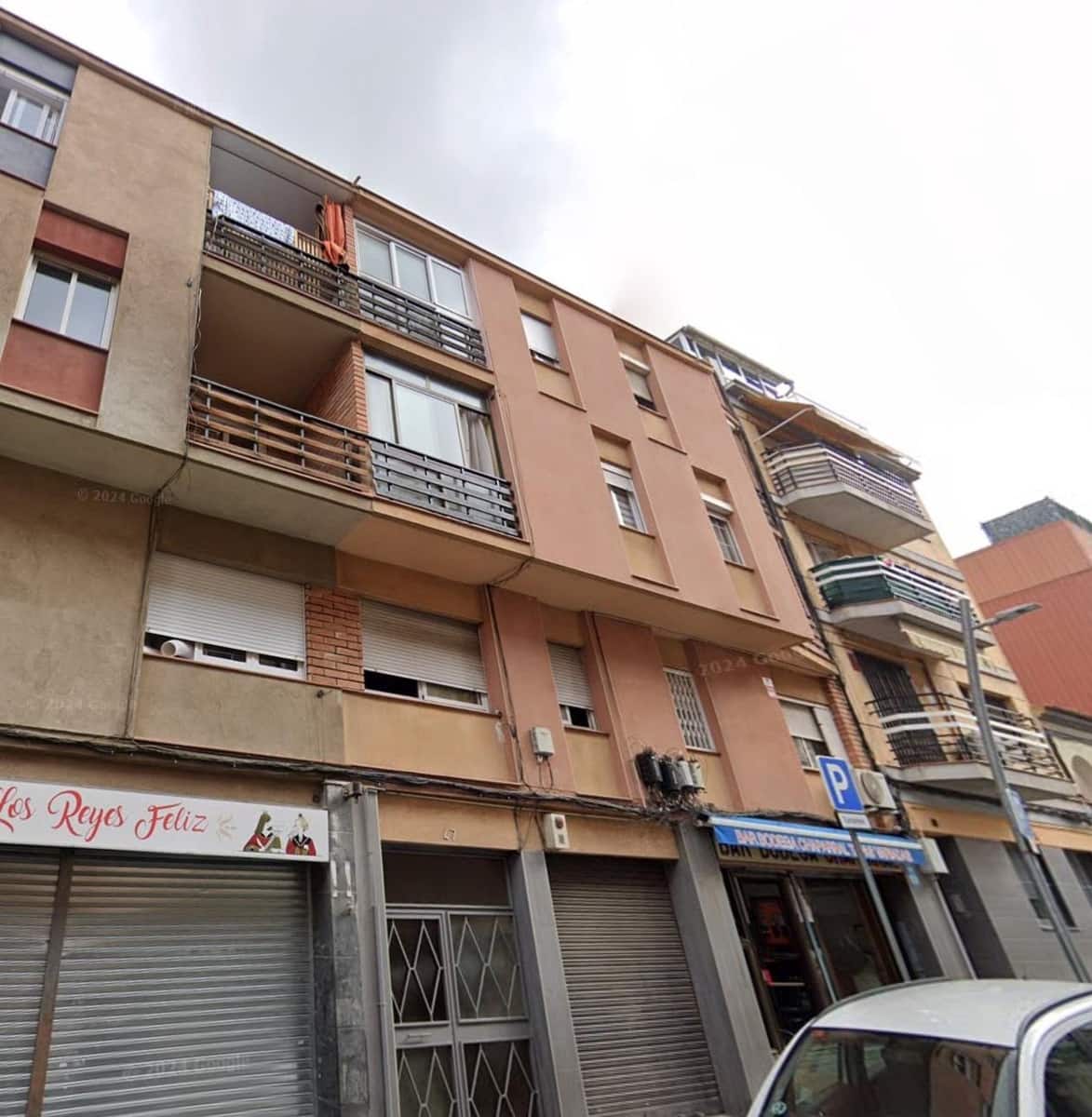 3 sypialnia Mieszkanie na sprzedaż w Santa Coloma de Gramenet - 200 000 € (Ref: 9908651)