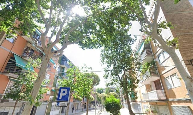 2 soverom Leilighet til salgs i Badalona - € 160 000 (Ref: 9908654)