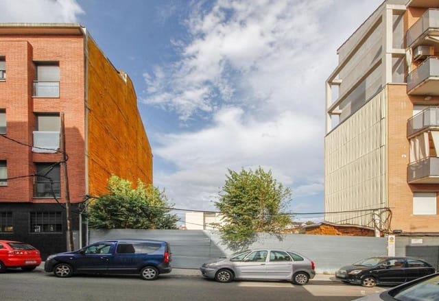Building Plot for sale in Terrassa - € 700,000 (Ref: 9908655)