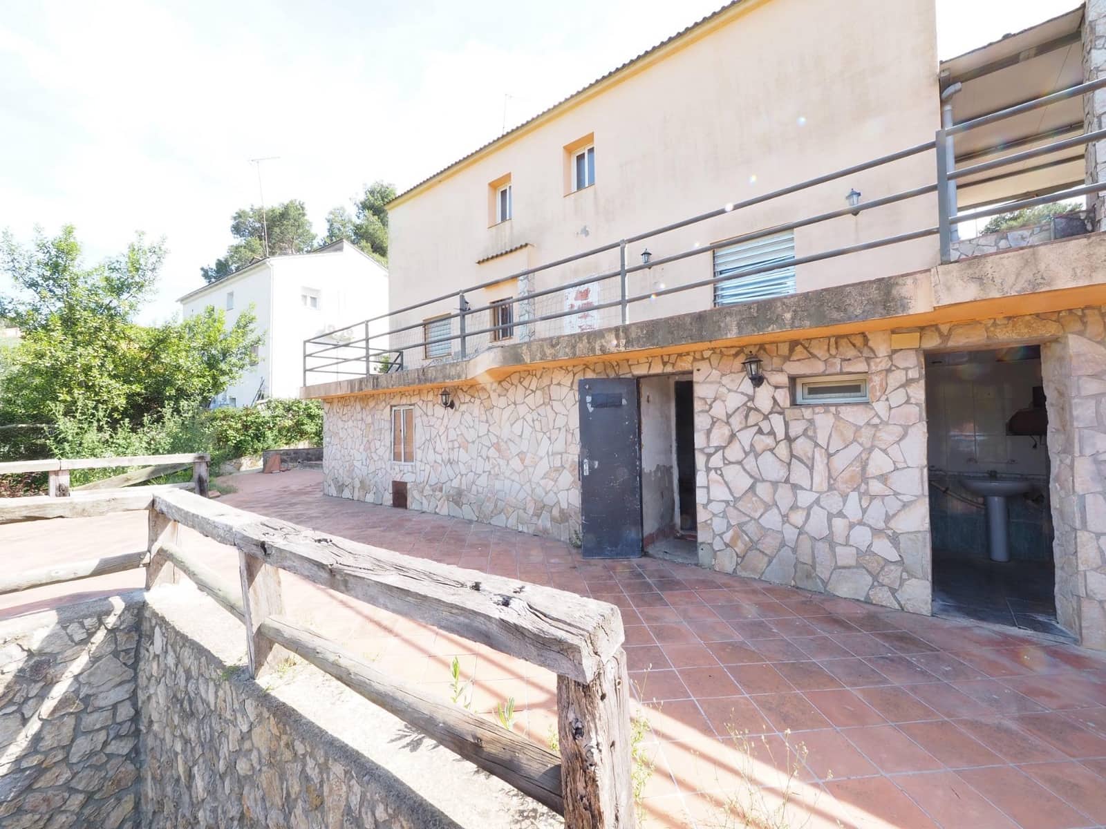 5 makuuhuone Huvila myytävänä paikassa Olesa de Bonesvalls - 265 000 € (Ref: 9908656)