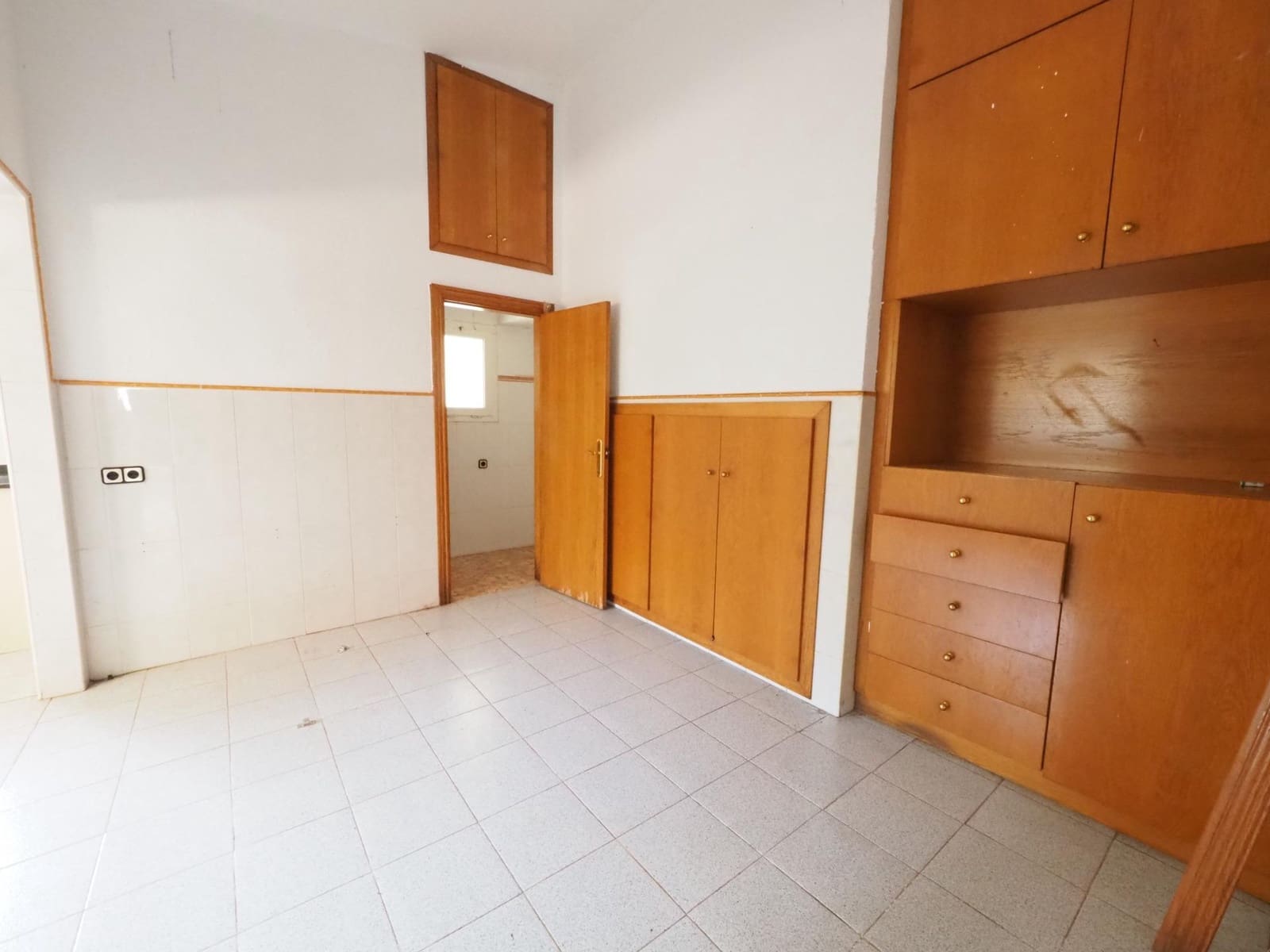 5 makuuhuone Huvila myytävänä paikassa Olesa de Bonesvalls - 265 000 € (Ref: 9908656)