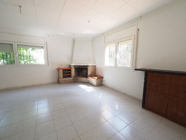 5 makuuhuone Huvila myytävänä paikassa Olesa de Bonesvalls - 265 000 € (Ref: 9908656)