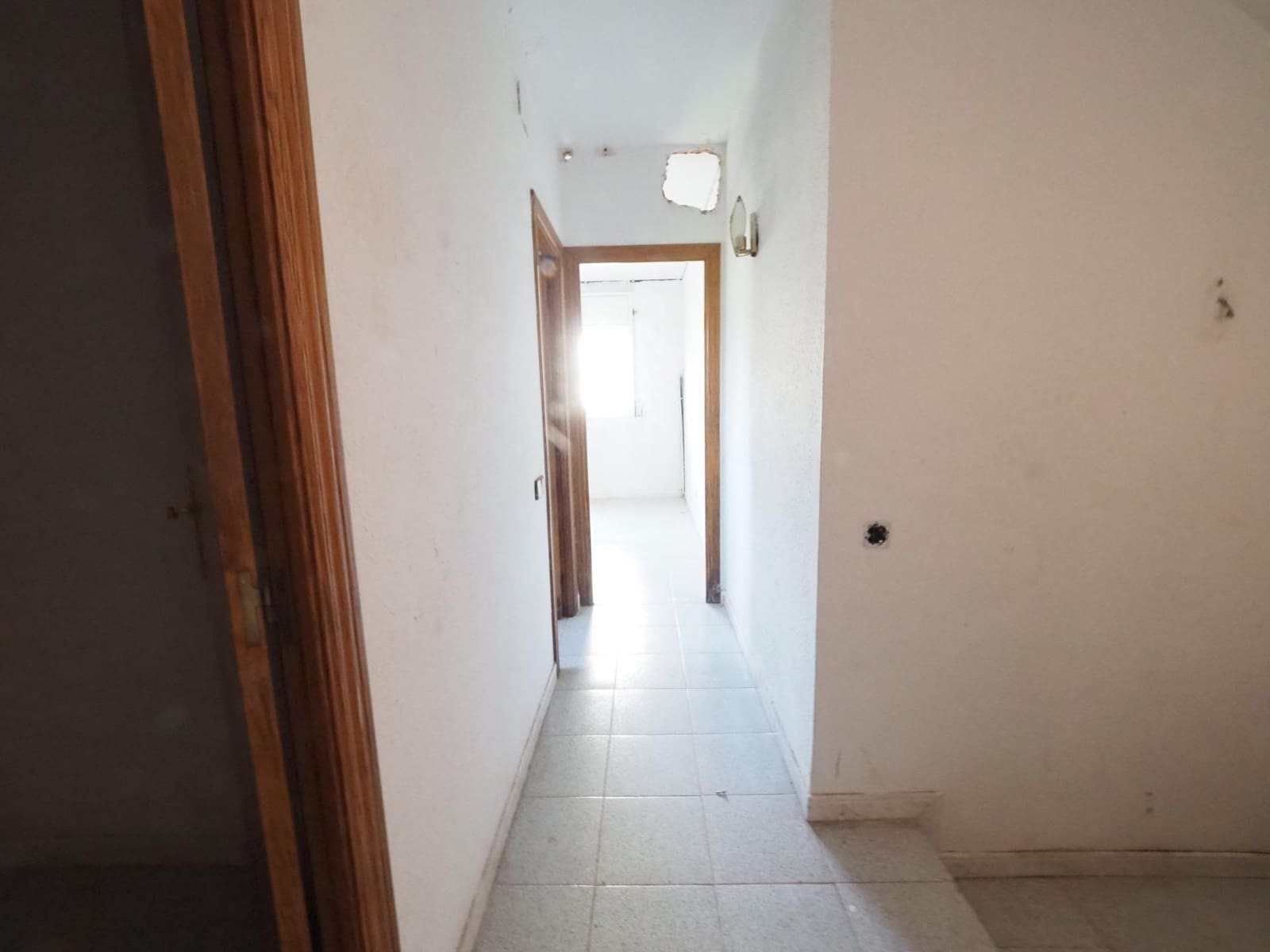 5 makuuhuone Huvila myytävänä paikassa Olesa de Bonesvalls - 265 000 € (Ref: 9908656)