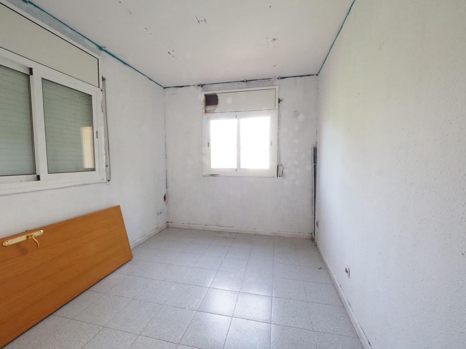 5 makuuhuone Huvila myytävänä paikassa Olesa de Bonesvalls - 265 000 € (Ref: 9908656)