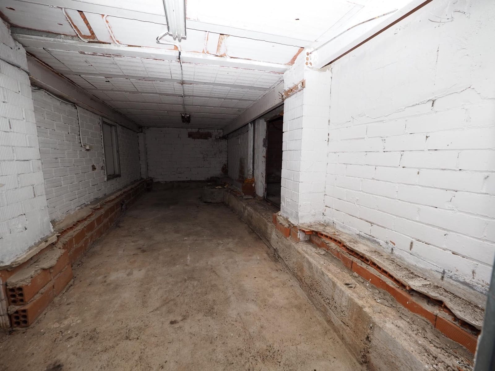 5 makuuhuone Huvila myytävänä paikassa Olesa de Bonesvalls - 265 000 € (Ref: 9908656)