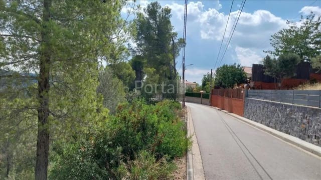 Solar/Parcela en Viladecavalls en venta - 111.000 € (Ref: 9908660)