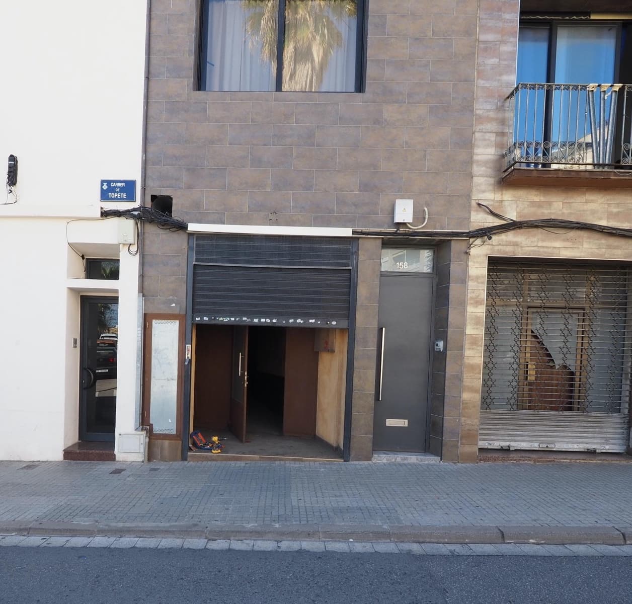 Commercial for sale in Terrassa - € 79,000 (Ref: 9908664)