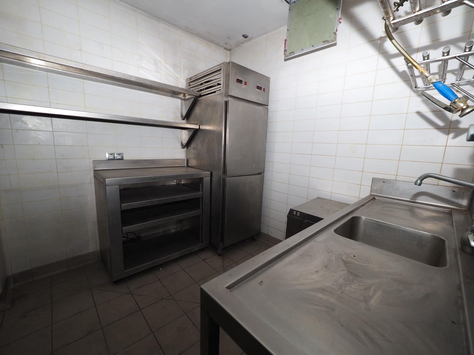 Commercial for sale in Terrassa - € 79,000 (Ref: 9908664)