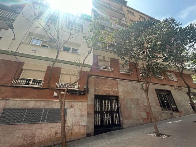 2 Zimmer Wohnung zu verkaufen in La Prosperitat, Barcelona Stadt - 190.000 € (Ref: 9908667)