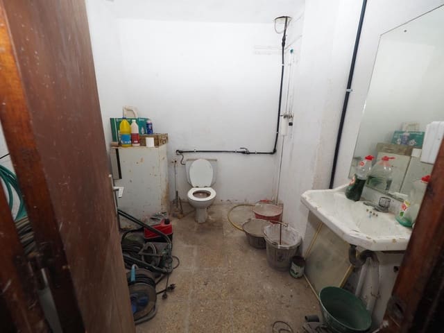 Komercyjne na sprzedaż w Sant Cebrià de Vallalta - 147 000 € (Ref: 9908669)