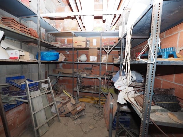 Komercyjne na sprzedaż w Sant Cebrià de Vallalta - 147 000 € (Ref: 9908669)