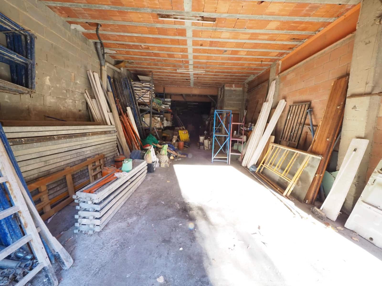 Komercyjne na sprzedaż w Sant Cebria de Vallalta - 147 000 € (Ref: 9908669)