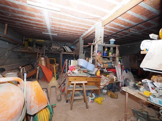 Komercyjne na sprzedaż w Sant Cebrià de Vallalta - 147 000 € (Ref: 9908669)