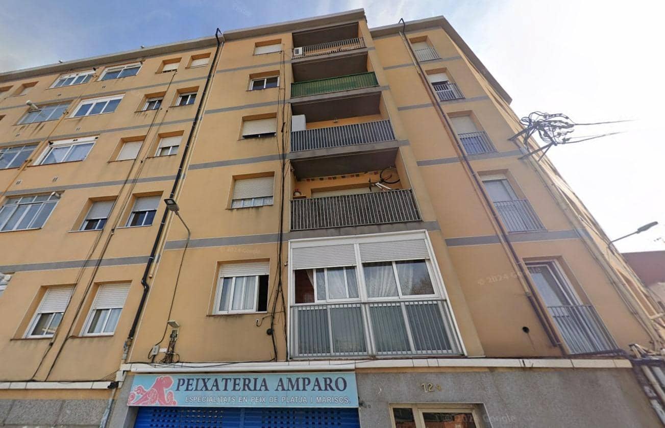 3 soveværelse Lejlighed til salg i Terrassa - € 145.000 (Ref: 9908675)