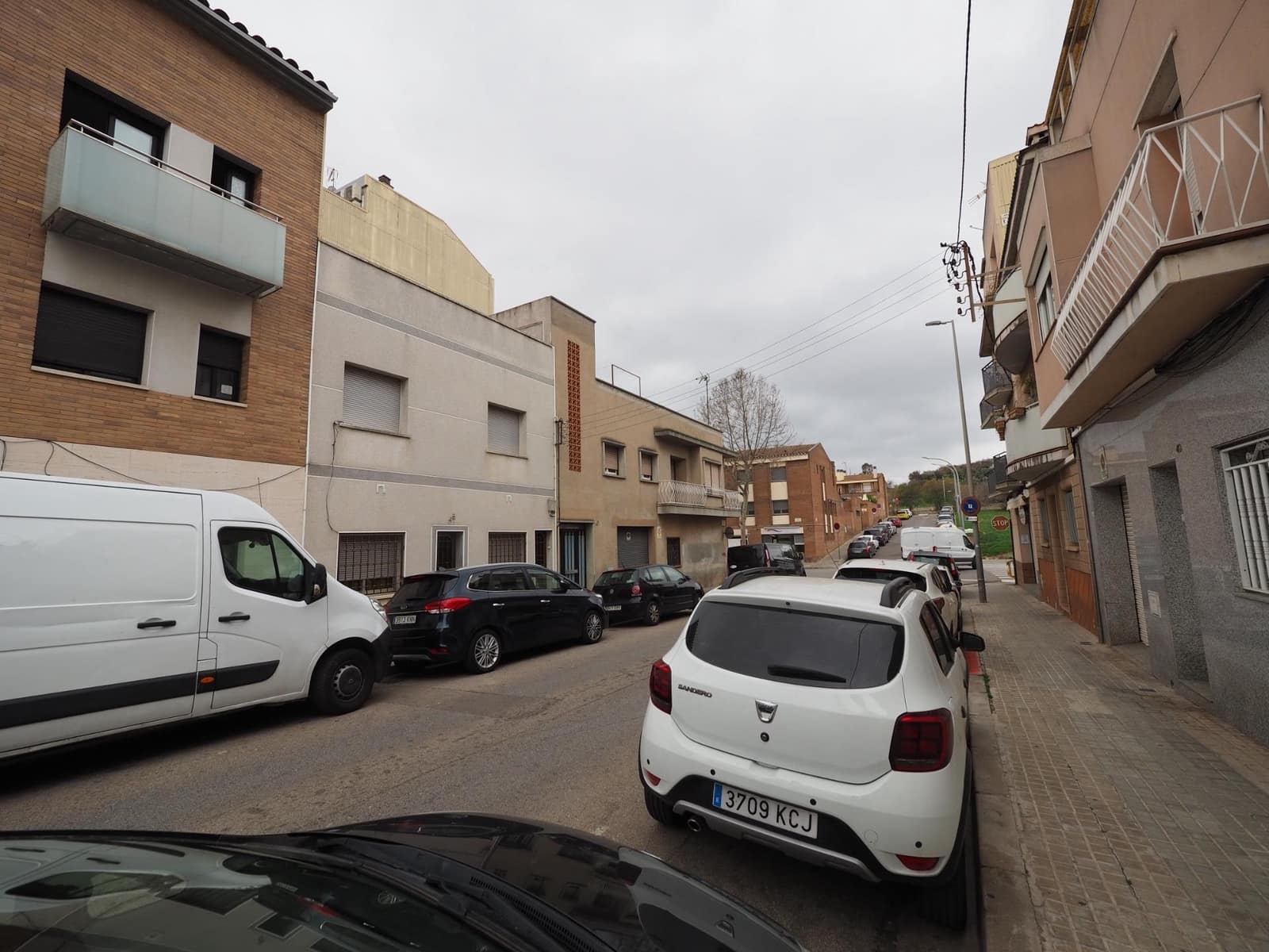 Casa en Sabadell en venta - 369.000 € (Ref: 9908677)