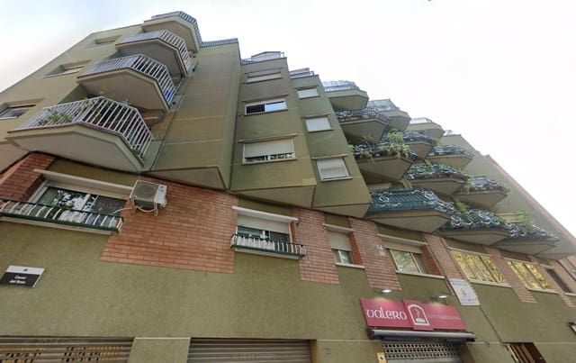 3 makuuhuone Asunto myytävänä paikassa Barberà del Vallès - 280 000 € (Ref: 9908685)