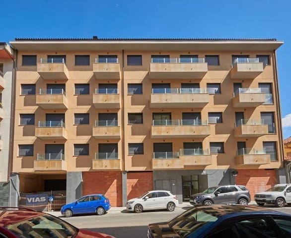 Commercial for sale in Berga - € 589,500 (Ref: 9908695)