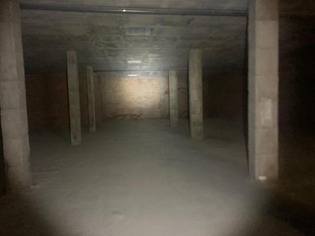 Commercial for sale in Berga - € 589,500 (Ref: 9908695)