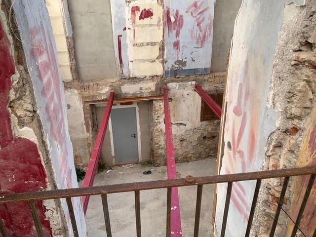 Terreno para Construção para venda em Monistrol de Montserrat - 78 000 € (Ref: 9908700)