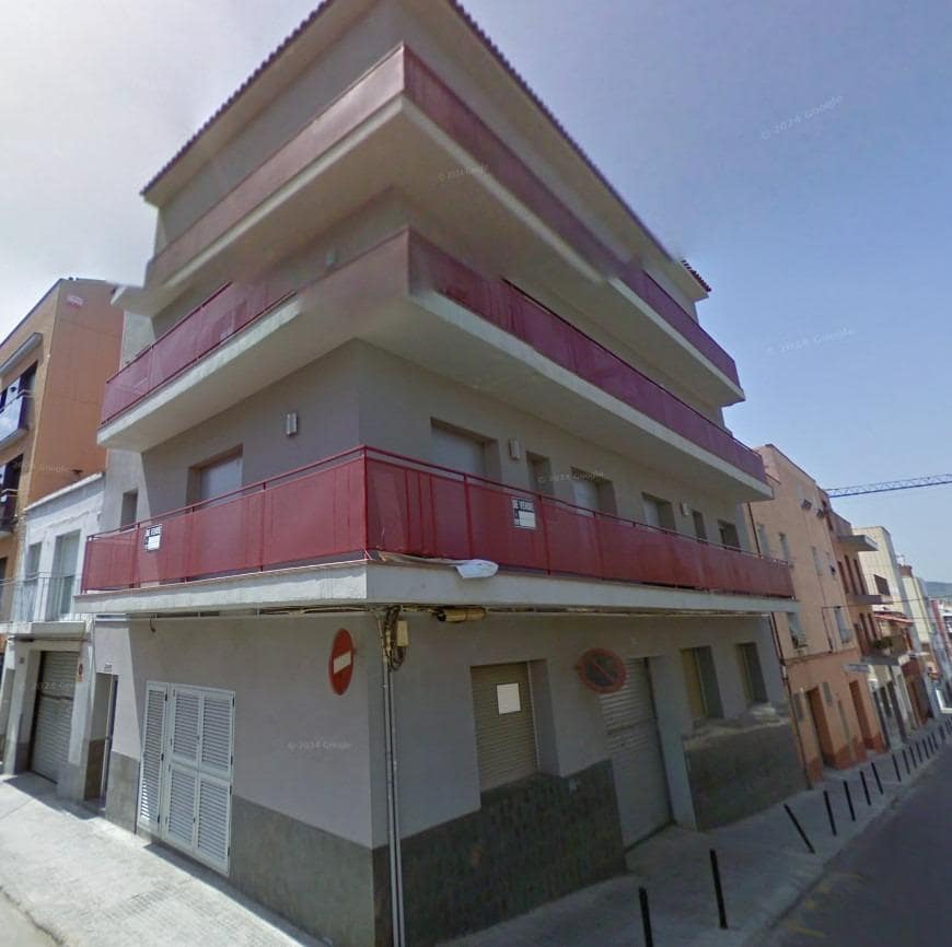 2 bedroom Flat for sale in Terrassa - € 110,000 (Ref: 9908702)