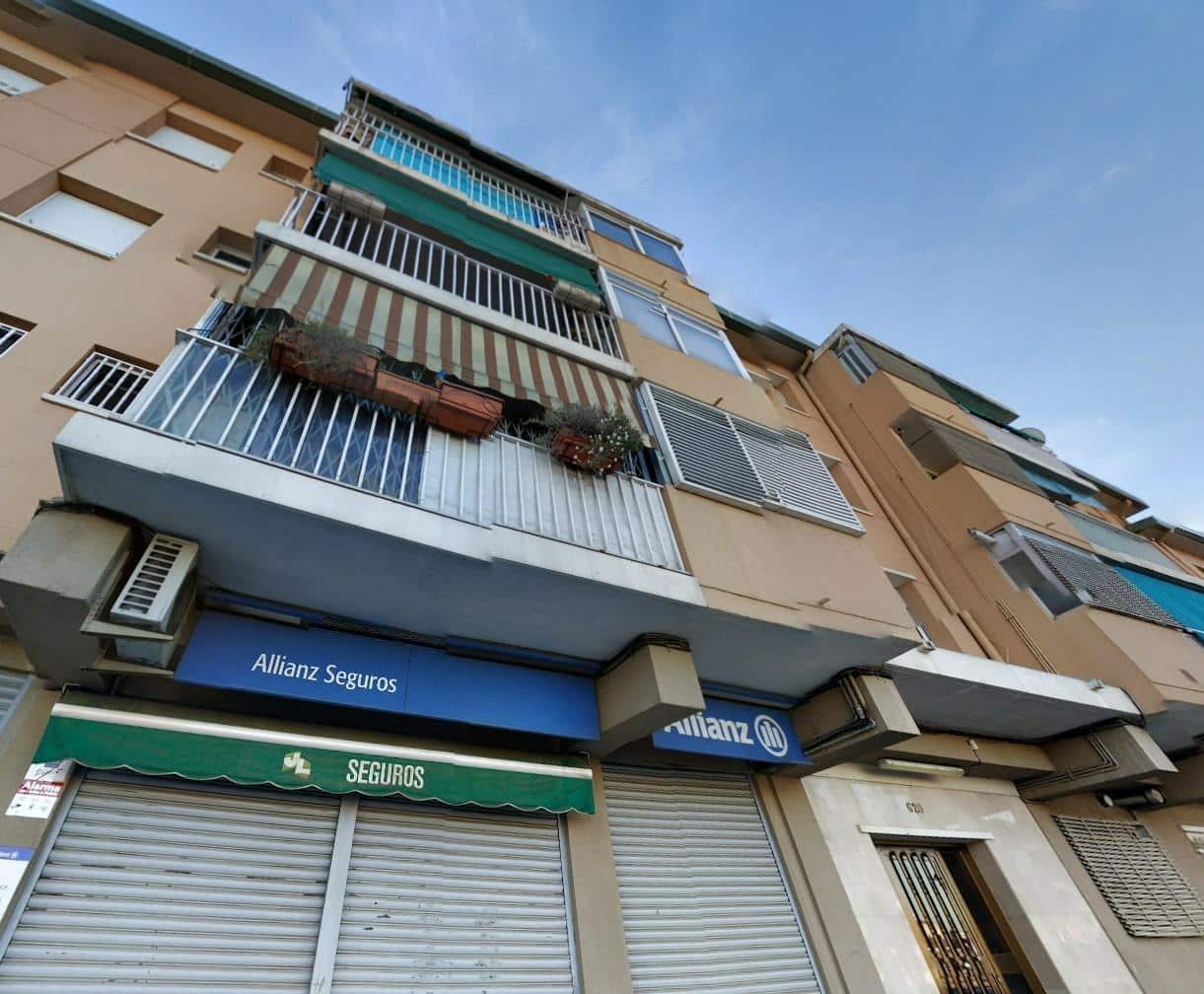 3 sovrum Lägenhet till salu i Terrassa - 200 000 € (Ref: 9908706)