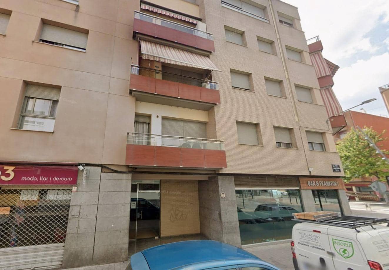 3 sovrum Lägenhet till salu i Terrassa - 230 000 € (Ref: 9908717)