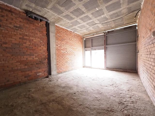Komercyjne na sprzedaż w Terrassa - 87 500 € (Ref: 9908720)