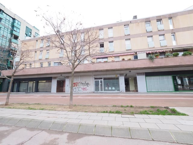 Komercyjne na sprzedaż w Terrassa - 87 500 € (Ref: 9908720)