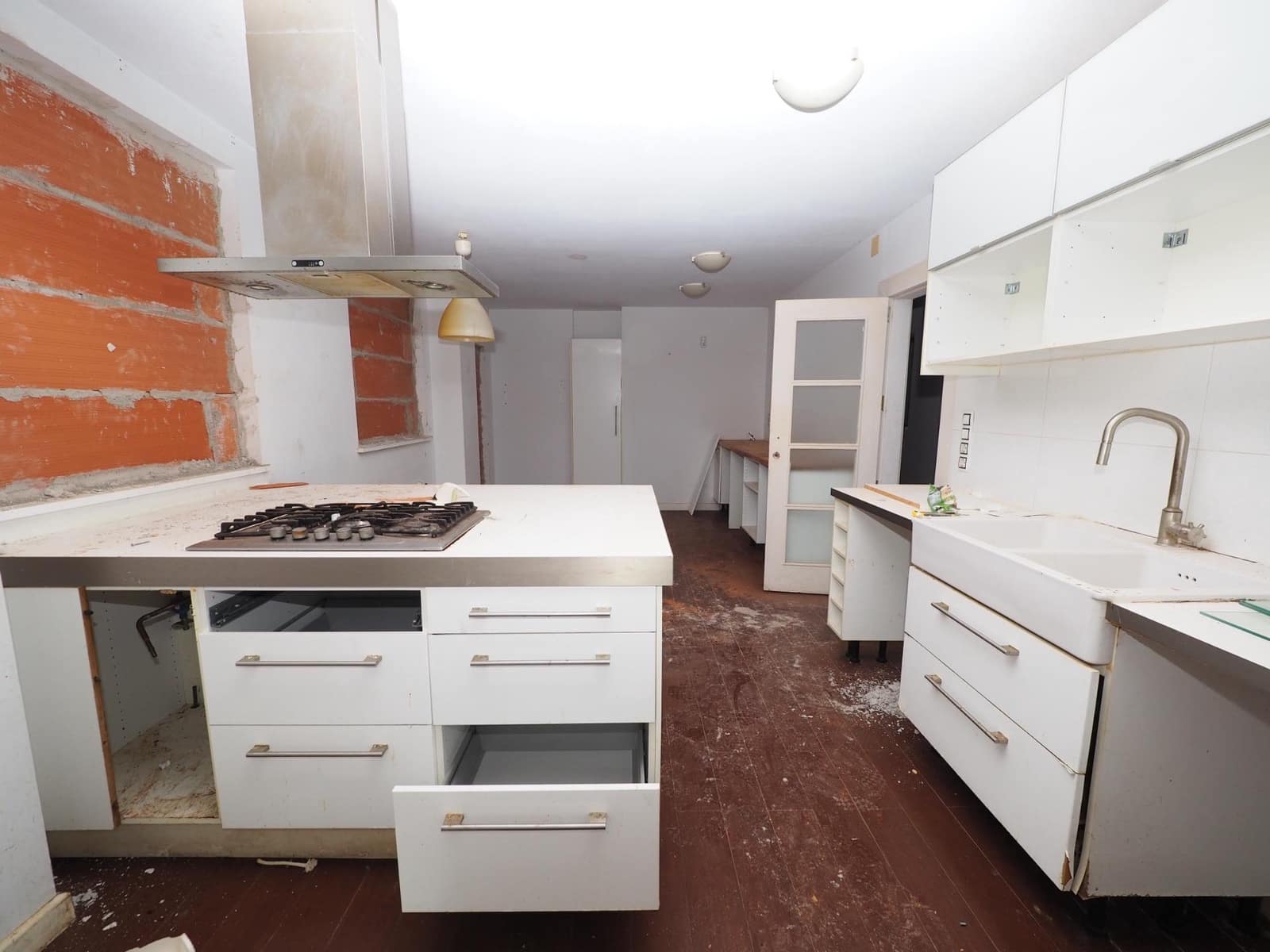 7 makuuhuone Huvila myytävänä paikassa Olesa de Bonesvalls mukana uima-altaan - 425 000 € (Ref: 9908722)