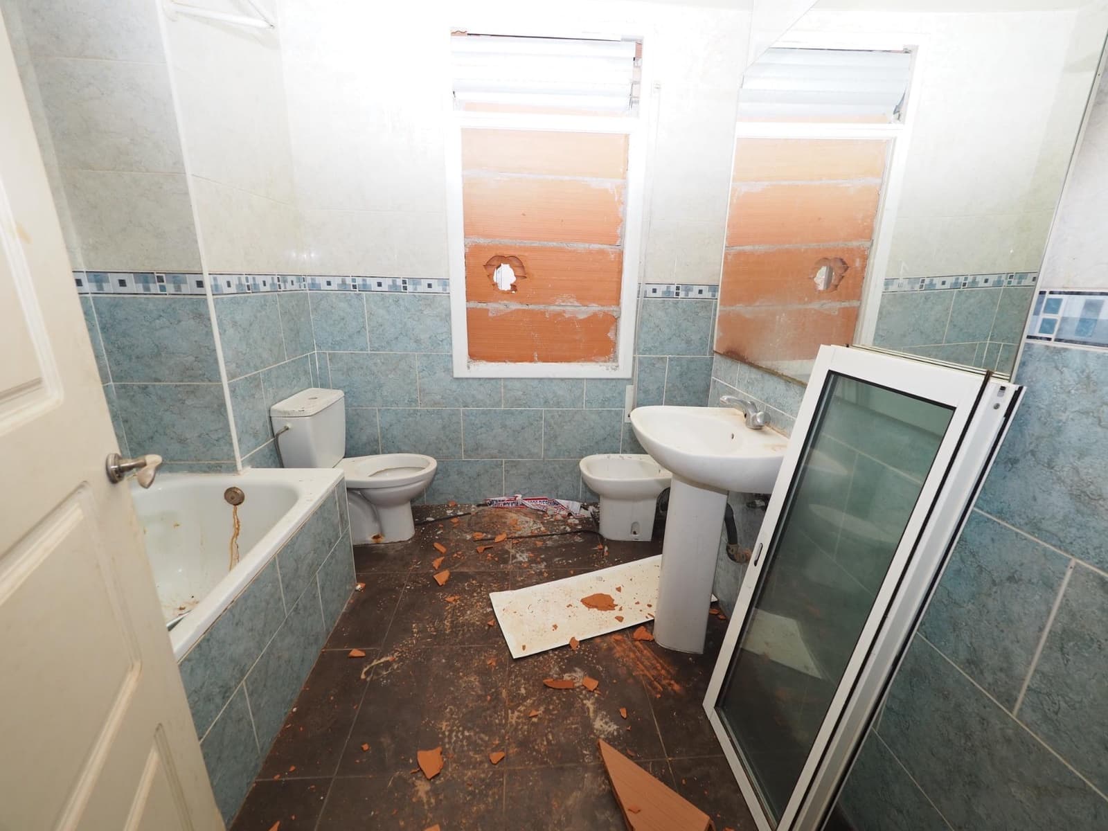 7 makuuhuone Huvila myytävänä paikassa Olesa de Bonesvalls mukana uima-altaan - 425 000 € (Ref: 9908722)