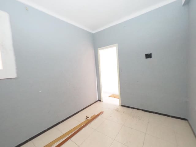 3 camera da letto Appartamento in vendita in Terrassa - 103.000 € (Rif: 9911014)
