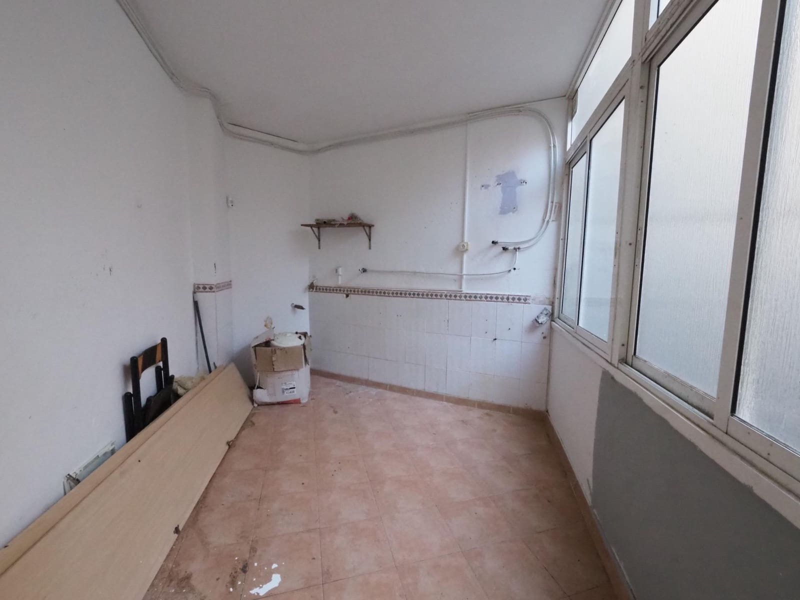 3 camera da letto Appartamento in vendita in Terrassa - 103.000 € (Rif: 9911014)