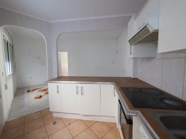 3 camera da letto Appartamento in vendita in Terrassa - 103.000 € (Rif: 9911014)