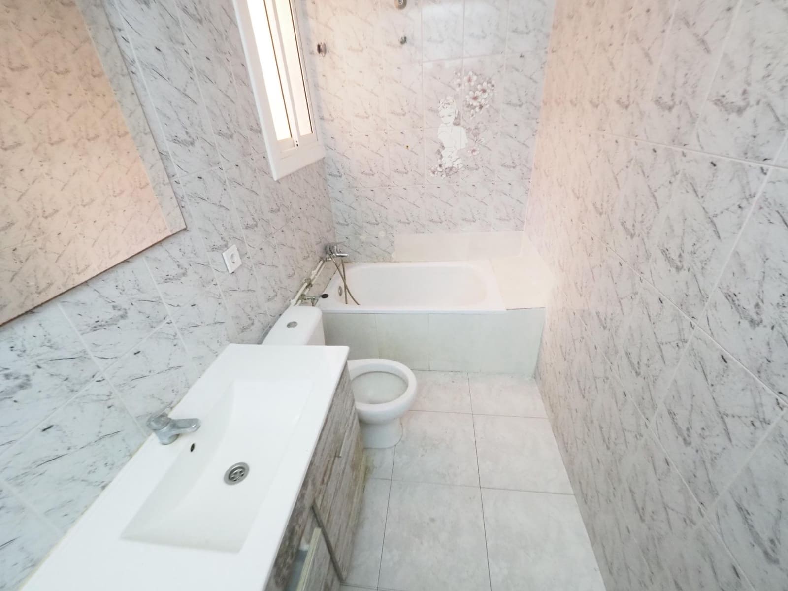 3 camera da letto Appartamento in vendita in Terrassa - 103.000 € (Rif: 9911014)