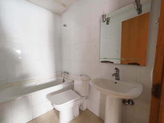 Piso de 2 habitaciones en Terrassa en venta - 110.000 € (Ref: 9929357)