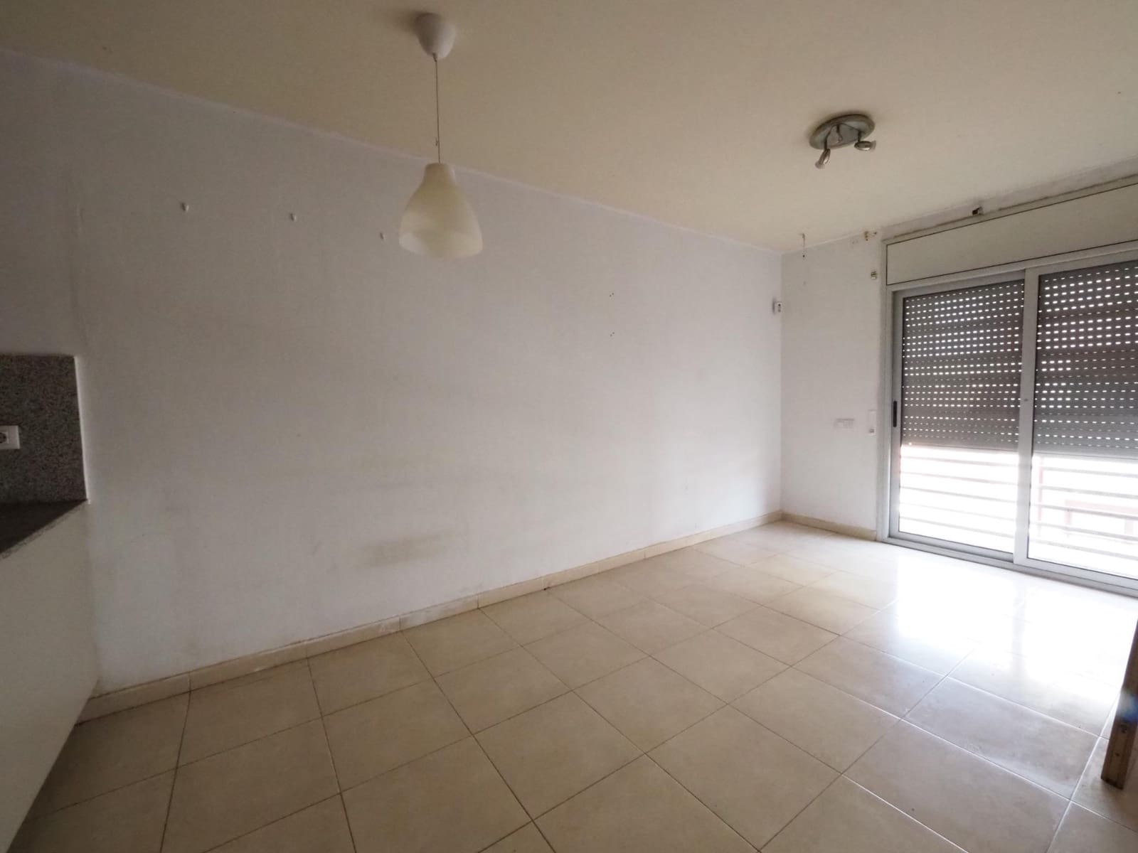 2 bedroom Flat for sale in Terrassa - € 110,000 (Ref: 9929357)