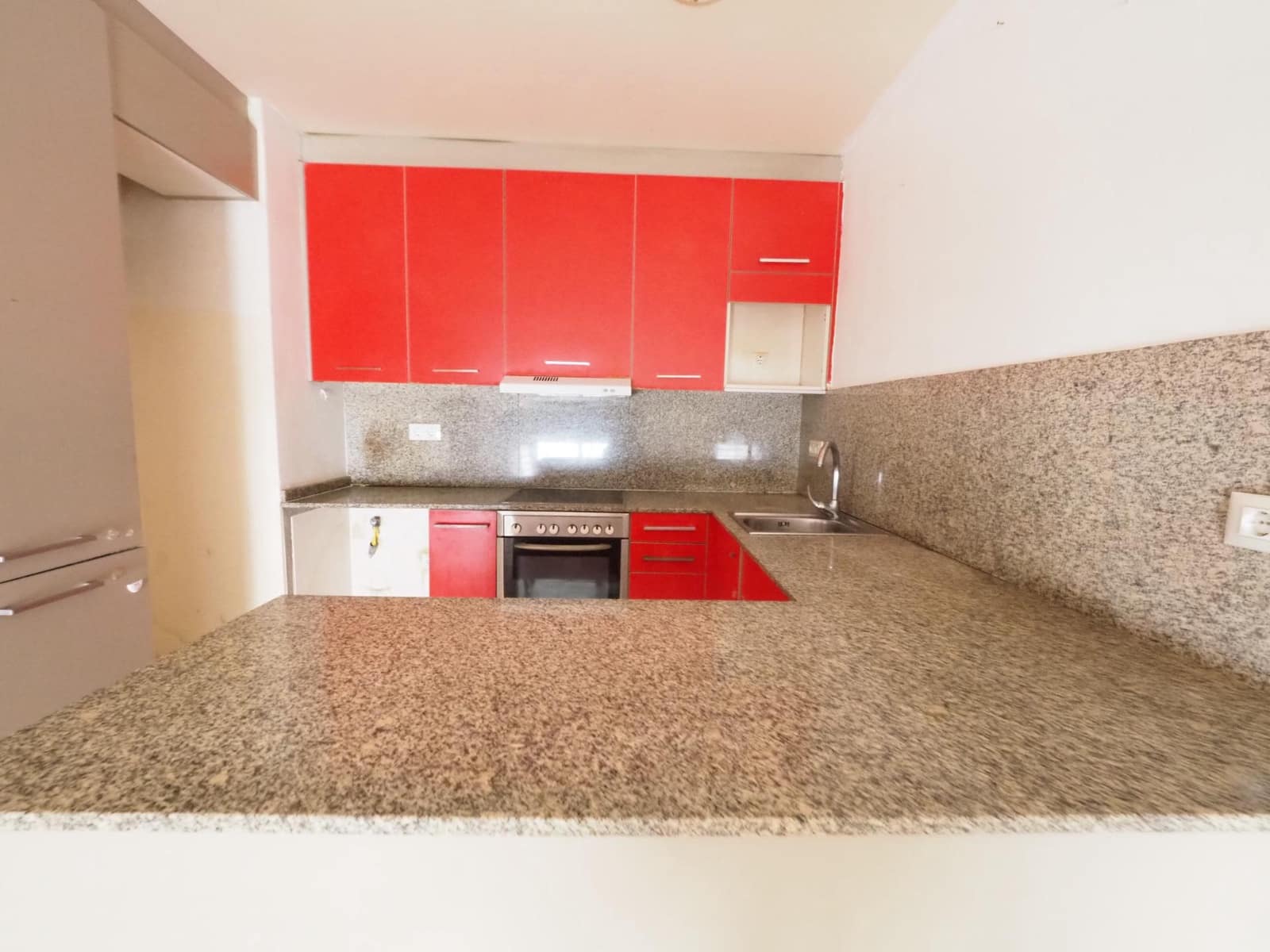 2 bedroom Flat for sale in Terrassa - € 110,000 (Ref: 9929357)