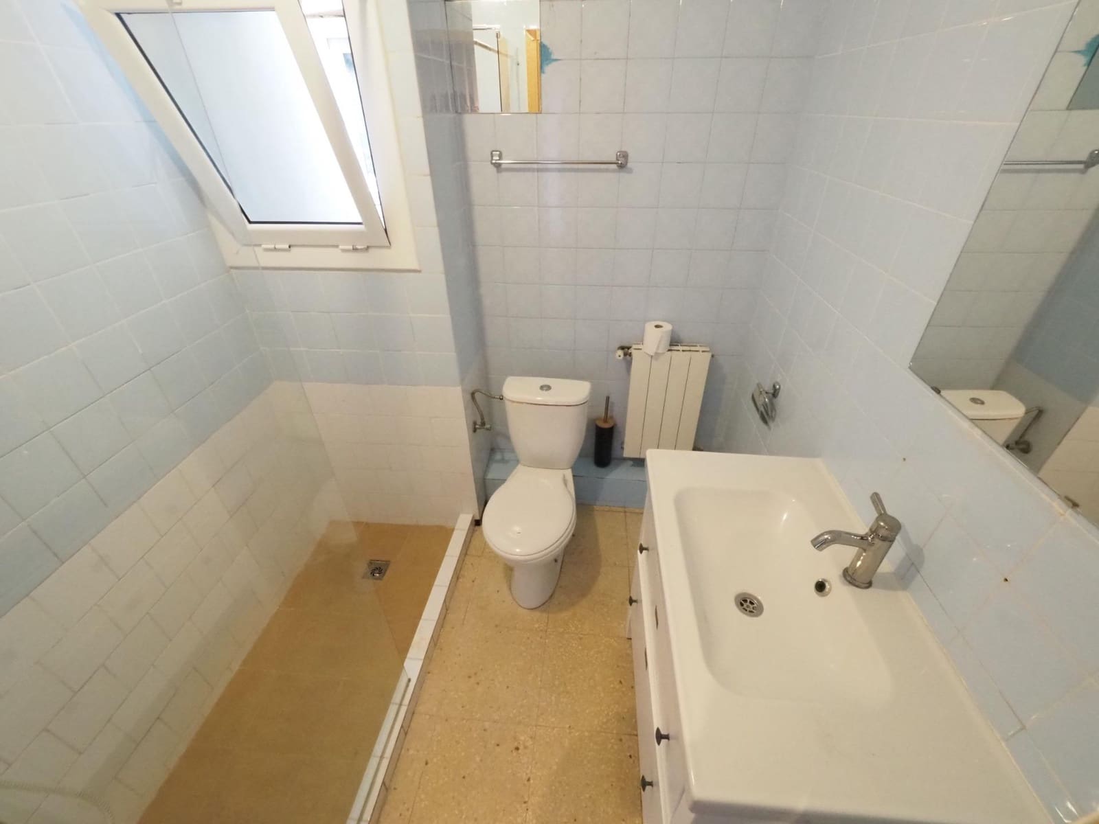 3 bedroom Flat for sale in Castelldefels - € 360,000 (Ref: 9934180)