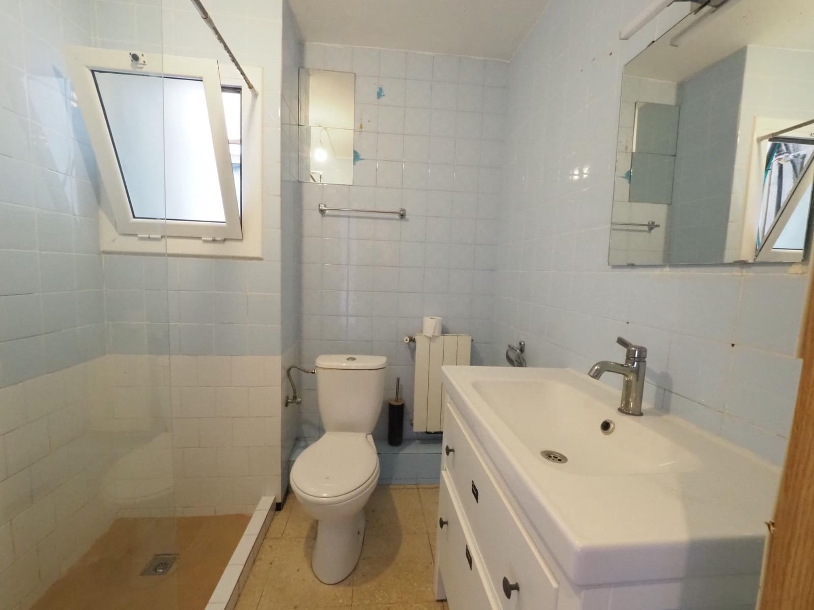 3 bedroom Flat for sale in Castelldefels - € 360,000 (Ref: 9934180)